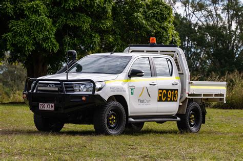 toyota hilux mine specifications.